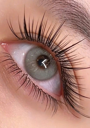 Mina Nails &amp; Beauty 