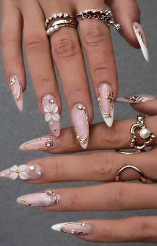 Mina Nails &amp; Beauty 