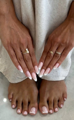Mina Nails &amp; Beauty 