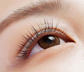 Mina Nails &amp; Beauty 