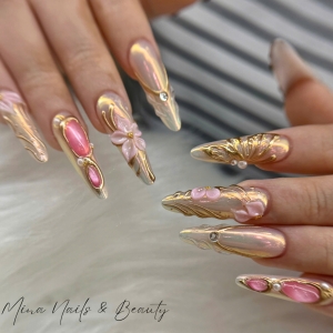 Mina Nails &amp; Beauty 
