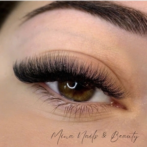 Mina Nails &amp; Beauty 