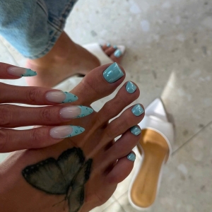Mina Nails &amp; Beauty 