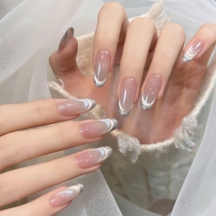 Mina Nails &amp; Beauty 