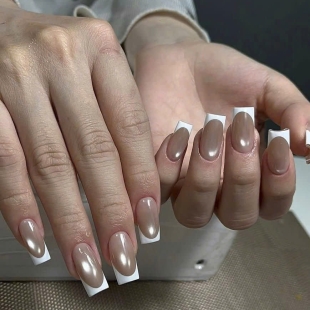 Mina Nails &amp; Beauty 