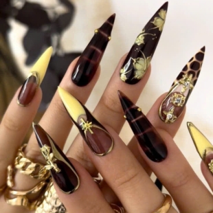 Mina Nails &amp; Beauty 