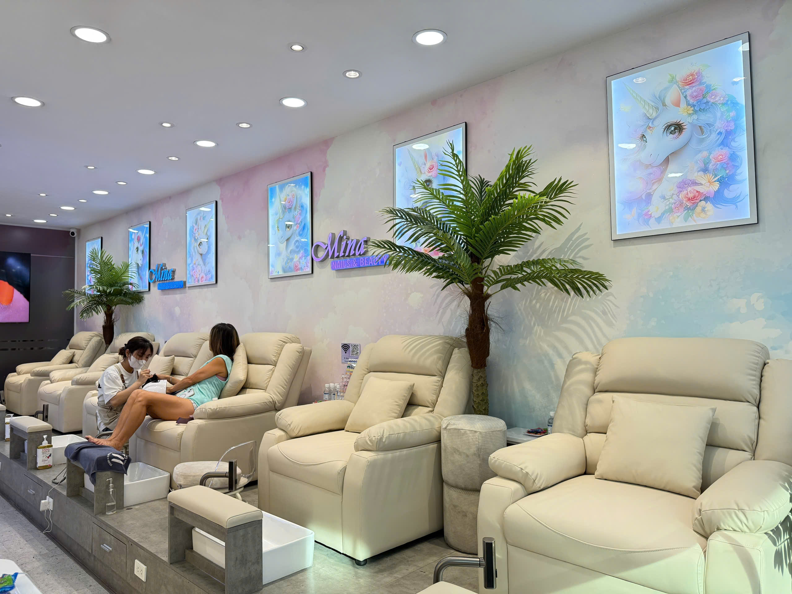 tiệm nail gần Chợ Bến Thành