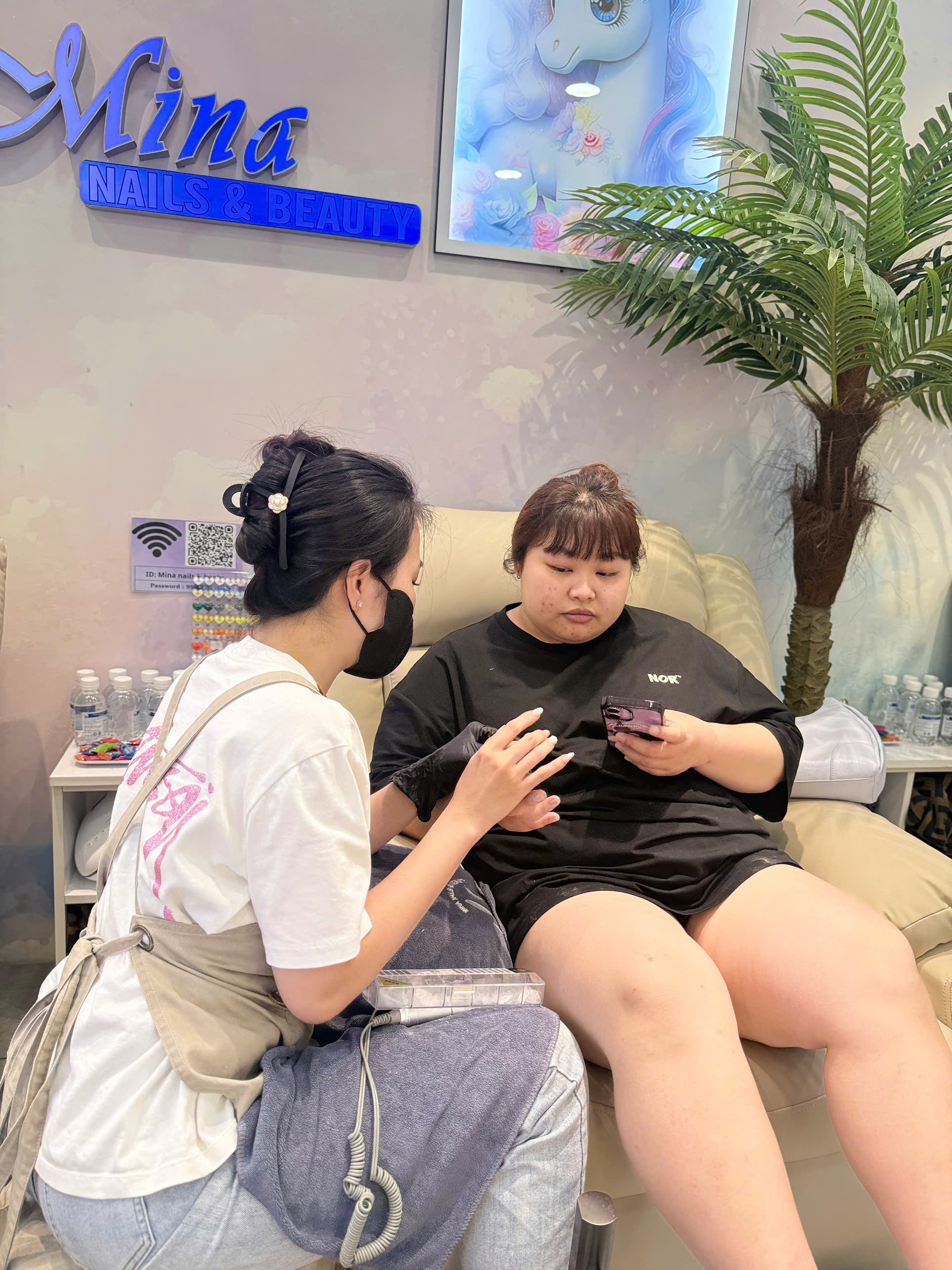 tiệm nail gần Chợ Bến Thành