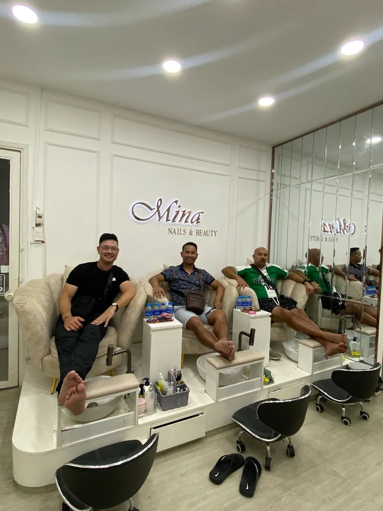 dịch vụ massage chân quận 1